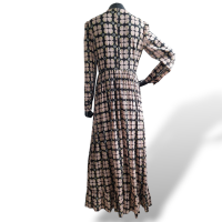 Vestido Valentino Estampa Morango em Seda com Forro-40