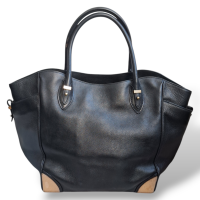 Bolsa Salvatore Ferragamo Preta