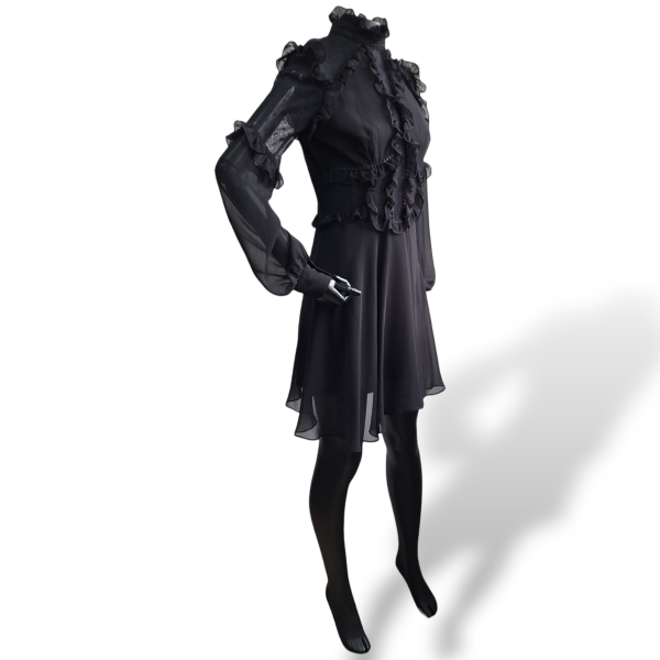 Vestido Lu Monteiro Manga Longa Seda c/ Renda Preta  Vestido Lu Monteiro Manga Longa Seda c/ Renda Preta