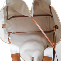 Bolsa Valentino Garavani Large Escape Tote 