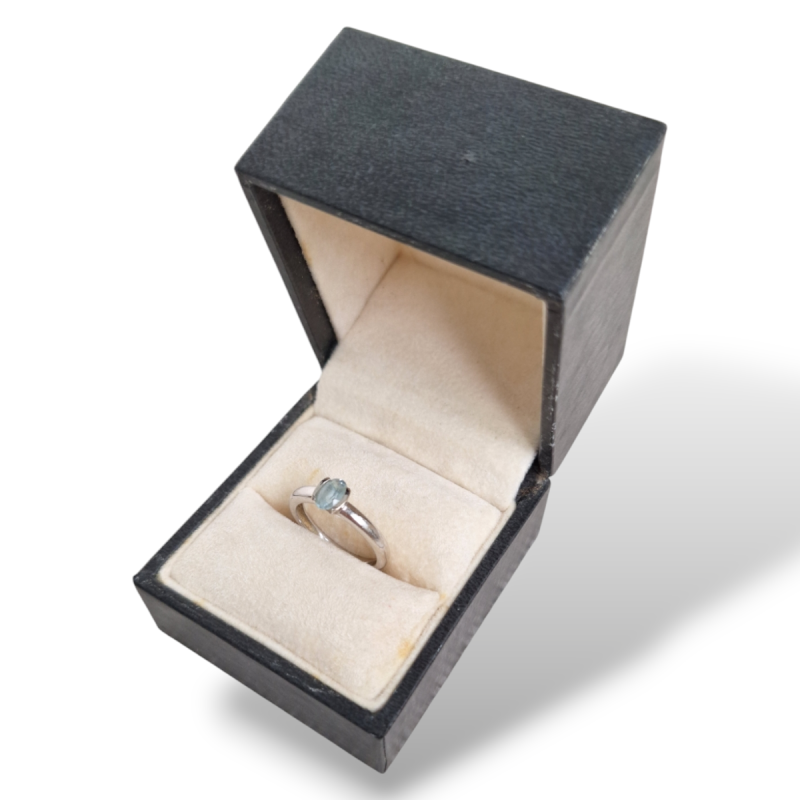 Anel HStern Ouro Branco 18K com Aguamarinha