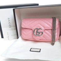 Bolsa Gucci Marmont Super Mini Rosa