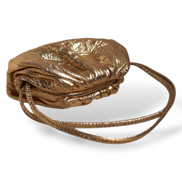 Bolsa Bottega Veneta Extra Mini Pouch Dourada