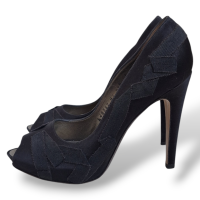 Peep Toe Salvatore Ferragamo Preto em Tecido