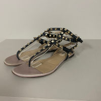 Rasteira Valentino Spikes Preta - 37