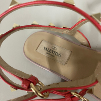 Rasteira Valentino Spikes Vermelha - 37