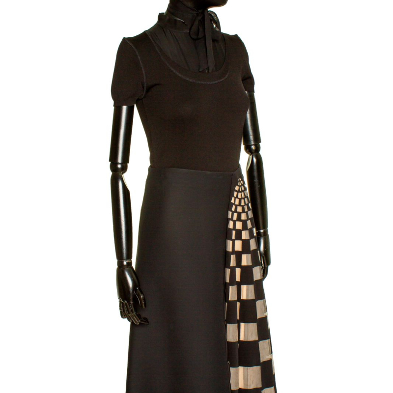 Saia Fendi Preta com detalhe Quadriculado - 38