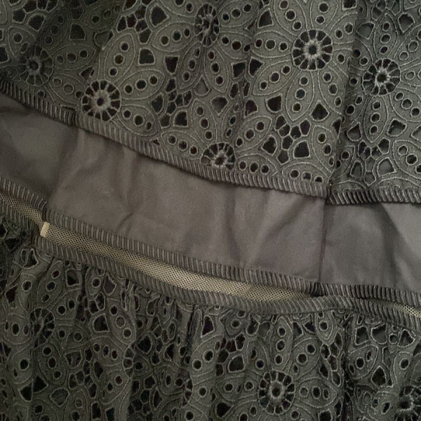 Saia Fendi Preta - 40