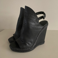 Sandália Balenciaga Couro Preto - 35