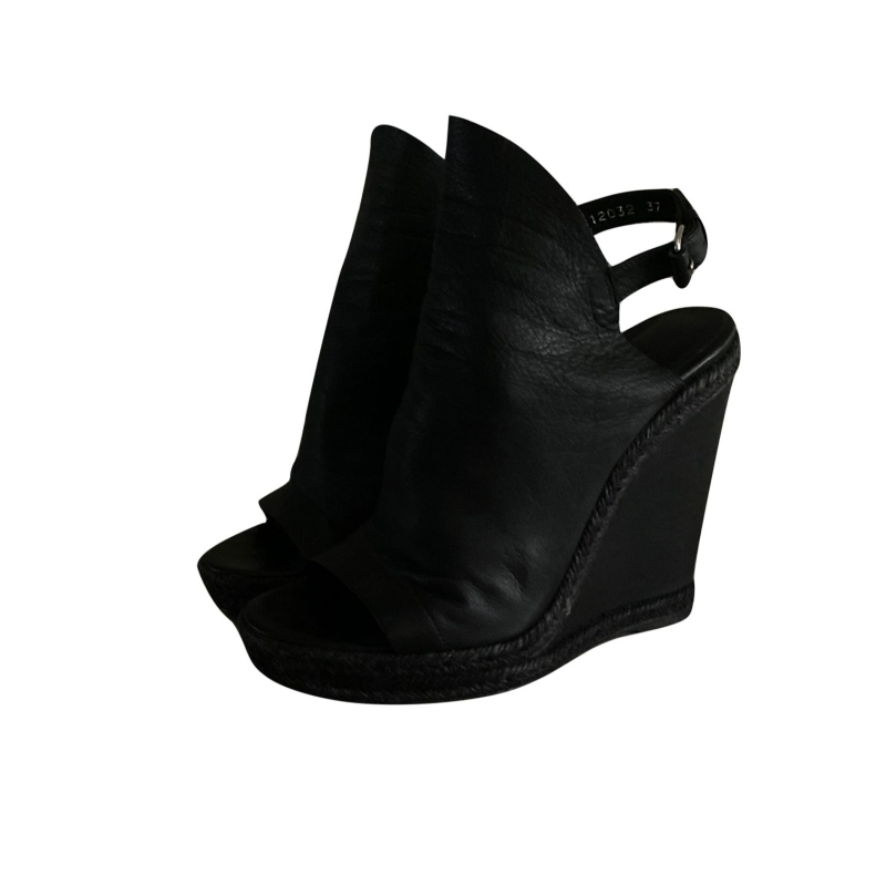 Sandália Balenciaga Couro Preto - 35 Sandália Balenciaga Couro Preto - 35