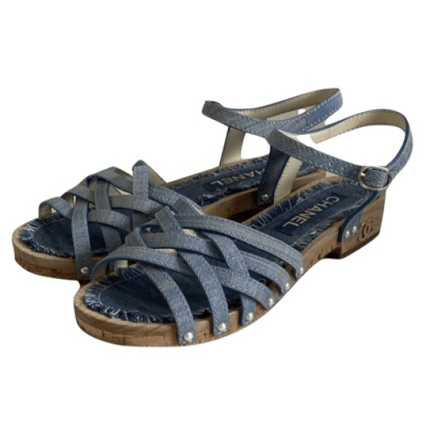 Sandália Chanel 2018 Cross Strap Wood Ankle Strap Slingback Sandália Chanel 2018 Cross Strap Wood Ankle Strap Slingback