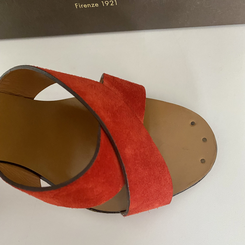 Sandália Gucci Heel Lifford Maori Vermelha Sandália Gucci Heel Lifford Maori Vermelha
