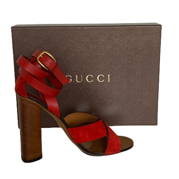 Sandália Gucci Heel Lifford Maori Vermelha Sandália Gucci Heel Lifford Maori Vermelha