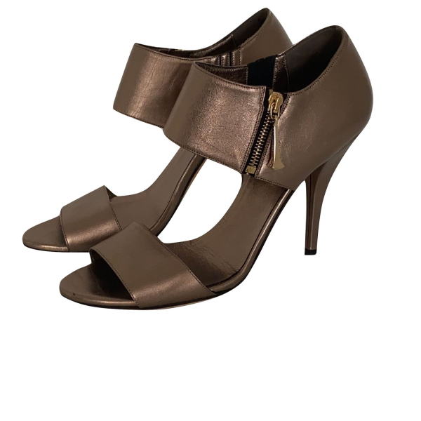 Sandália Gucci Metalizada Dourada