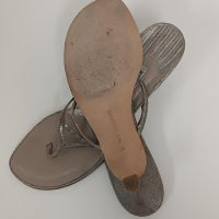 Sandália Manolo Blahnik Cinza - 38