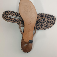 Sandália Manolo Blahnik Onça - 38