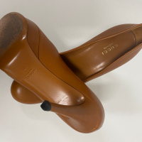 Scarpin Gucci Couro Caramelo-36