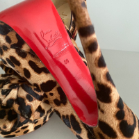 Peep Toe Christian Louboutin Cavalino Onça-38