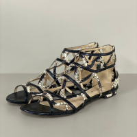 Sandália Rasteira Alexandre Birman Gladiador Python Preta e Bege-36