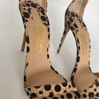 Sandália Salvatore Ferragamo Animal Print 