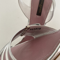 Sandália Louis Vuitton Metalizada - 40