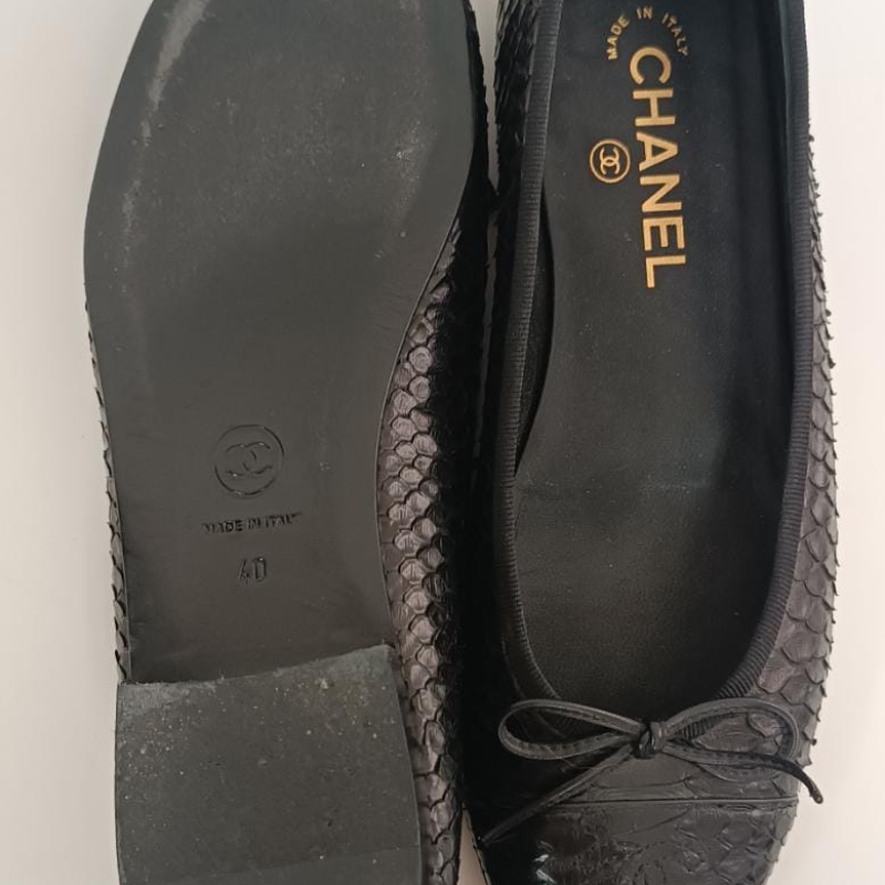 Sapatilha Chanel Preta Pele de Cobra 39