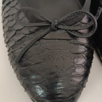 Sapatilha Chanel Preta Pele de Cobra 39