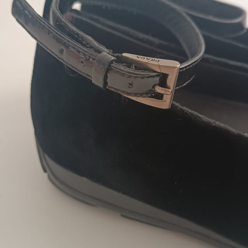 Sapatilha Prada Peep Toe Veludo Preta Infantil 29