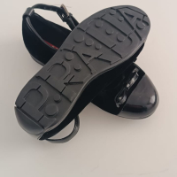 Sapatilha Prada Peep Toe Veludo Preta Infantil 29