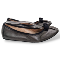 Sapatilha Salvatore Ferragamo Metalizada-38