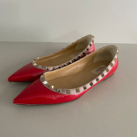 Sapatilha Valentino Rockstud Verniz Vermelha-37