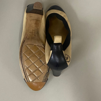Sapato Chanel Pumps Bicolor-38