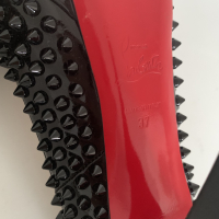 Scarpin Christian Louboutin Spikes - 35