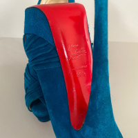 Scarpin Christian Louboutin Suede Verde-34