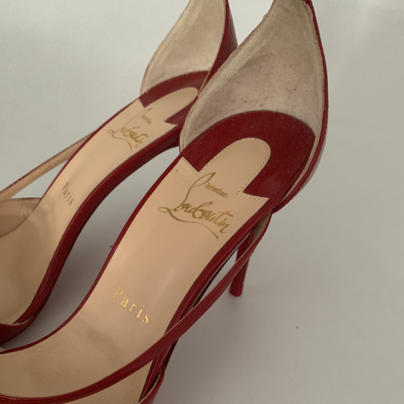 Sapato Christian Louboutin Verniz Vermelho - 36 Sapato Christian Louboutin Verniz Vermelho - 36