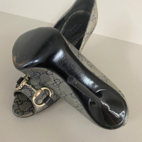 Sapato Gucci peep toe canvas monograma - 36