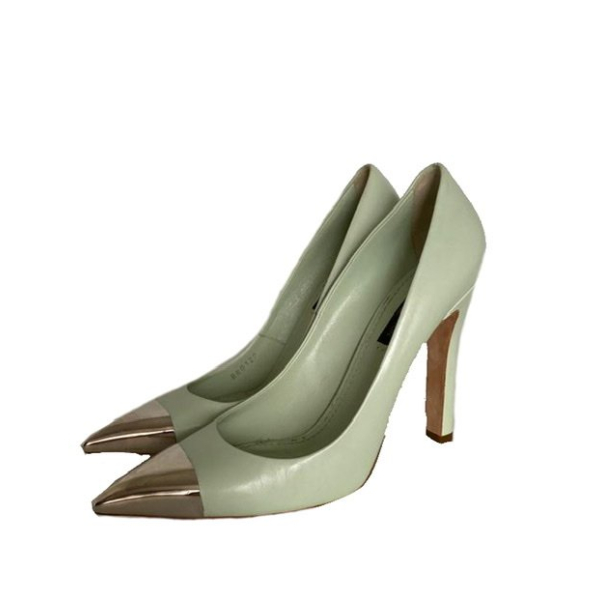 Scarpin Louis Vuitton Couro Verde - 36