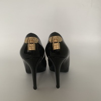 Sapato Louis Vuitton Verniz Preto - 35