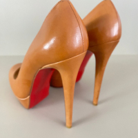 Sapato Pump Christian Louboutin Caramelo-38