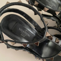 Sapato Valentino Rockstud Preto - 36