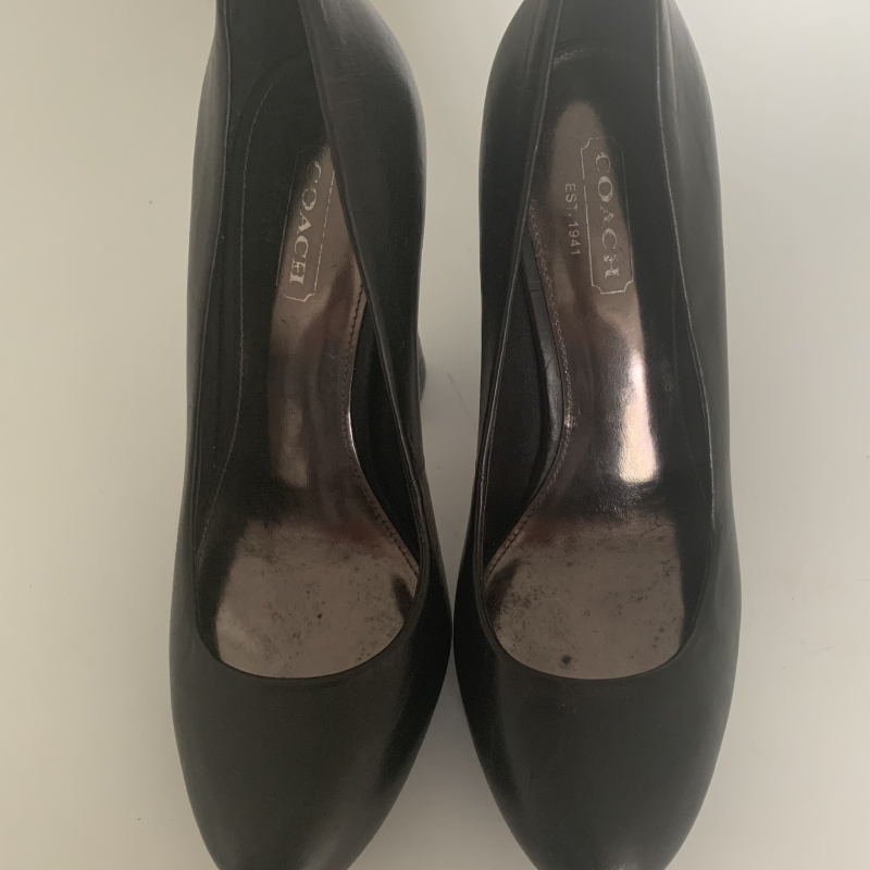 Sapato Coach Pump Couro Preto - 35