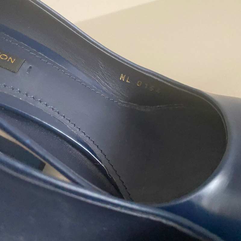 Scarpin Louis Vuitton Azul - 37 Scarpin Louis Vuitton Azul - 37