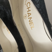 Scarpin Chanel Cap Toe Suede Stonado