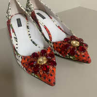 Scarpin Dolce & Gabbana Pedraria Flores-39
