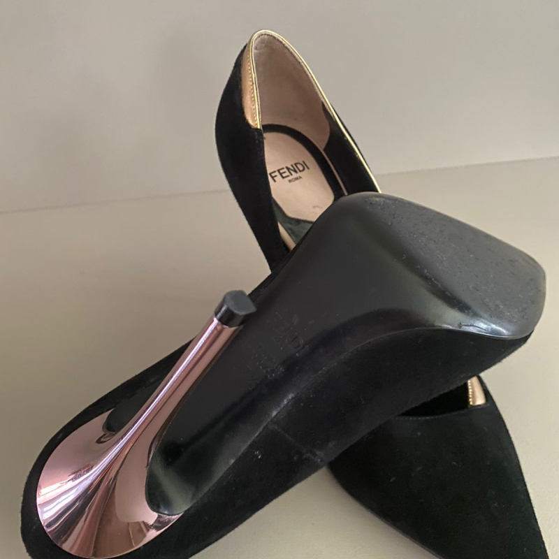 Scarpin Fendi Preto Suede-35 Scarpin Fendi Preto Suede-35