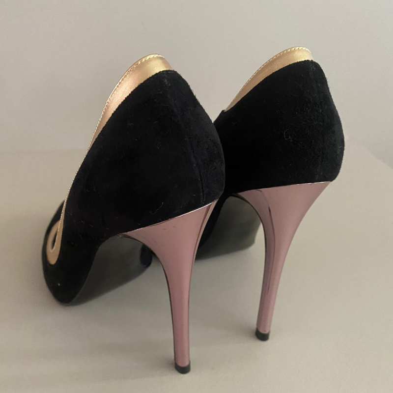 Scarpin Fendi Preto Suede-36