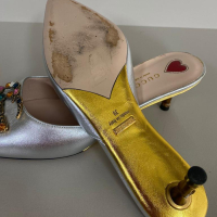 Scarpin Gucci Prata Pedraria-37