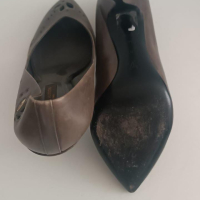 Scarpin Louis Vuitton Cinza - 36,5