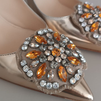 Scarpin Prada Dourado com pedrarinhas - 37