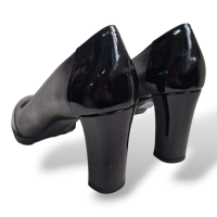 Scarpin Salvatore Ferragamo Couro Verniz Preto-38